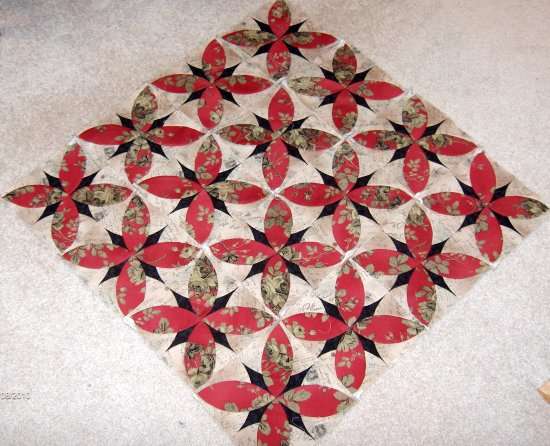 Alabama Beauty quilt top by Mary Althaus with Inklingo