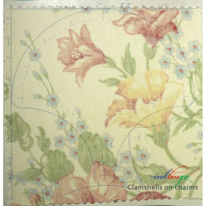 4 inch Clamshell printed on fabric charm