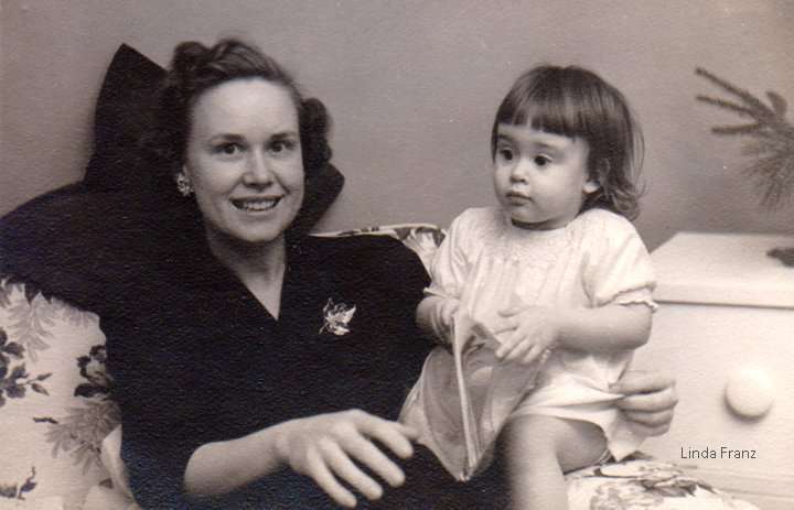 Aunt Lucy and Linda Franz